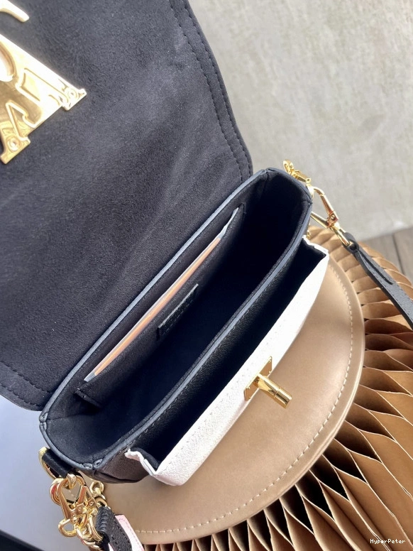 VUITTON LOCKME LOUIS TENDER 0724